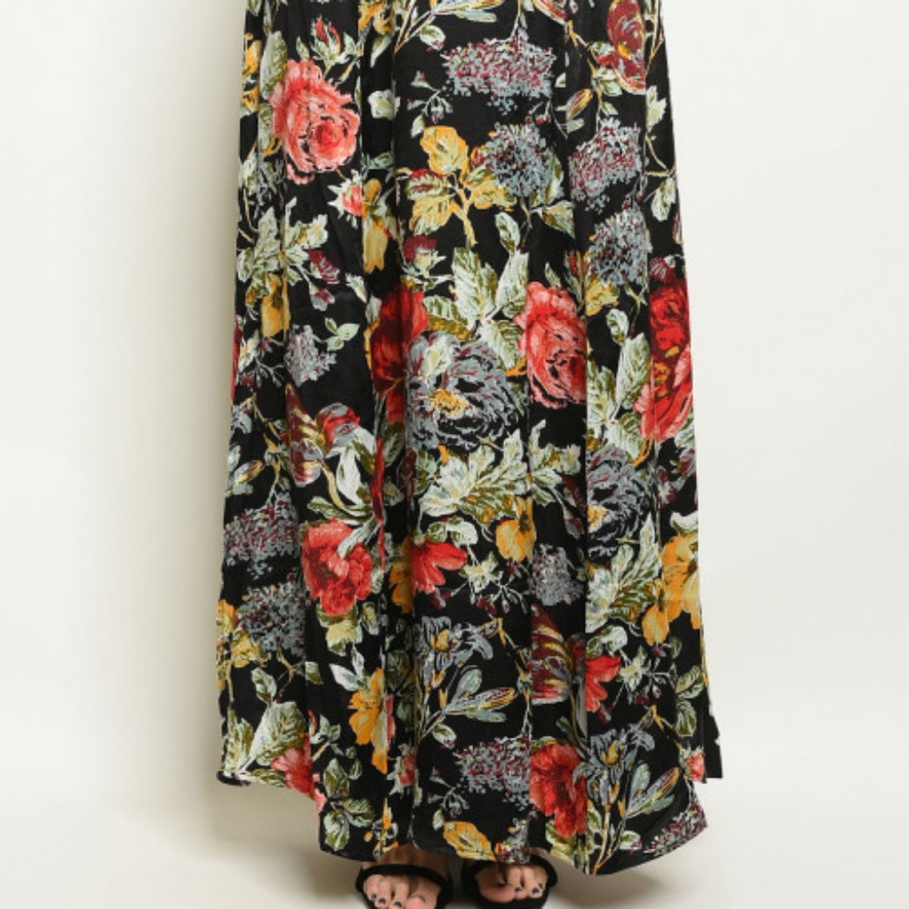 BLACK FLORAL DRESS - Picture 4 of 7